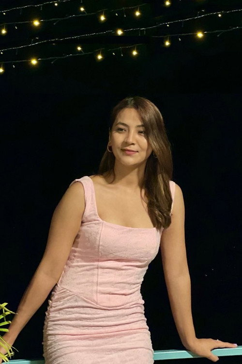 Санjана Махарjан