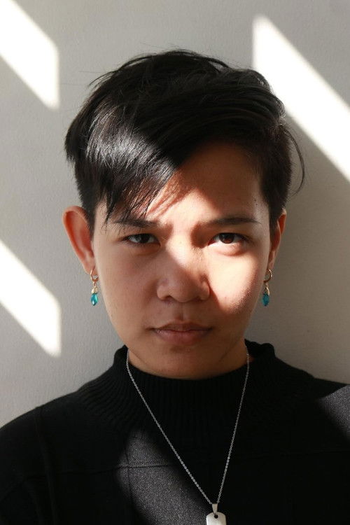 Митзи Цомиа