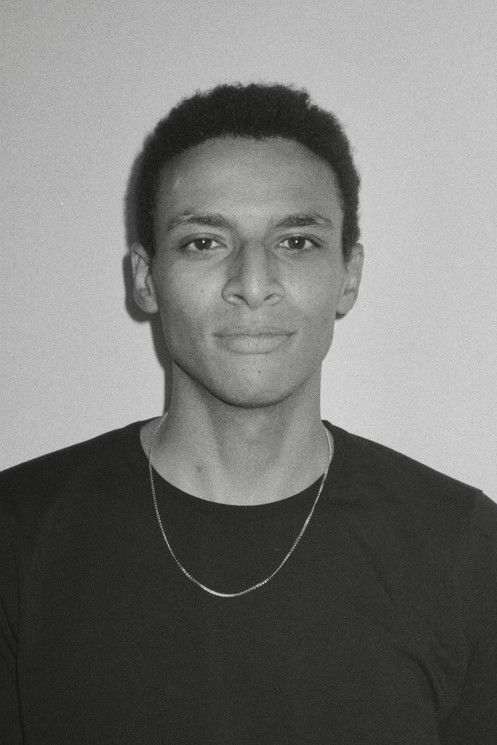 Милес Wаррен