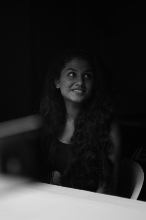 Схарвари Дев