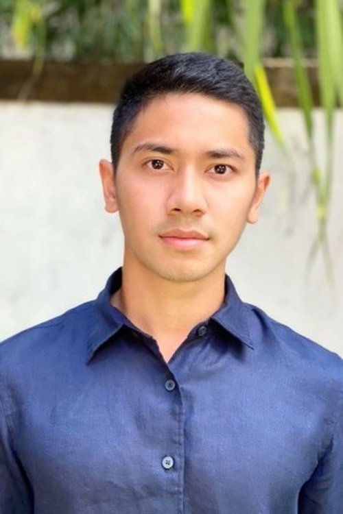 Емир Махира