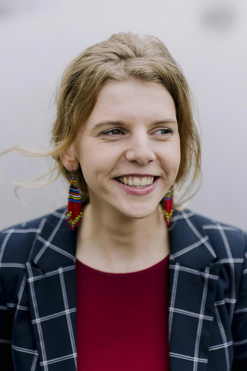 Тjалина Ниjхолт