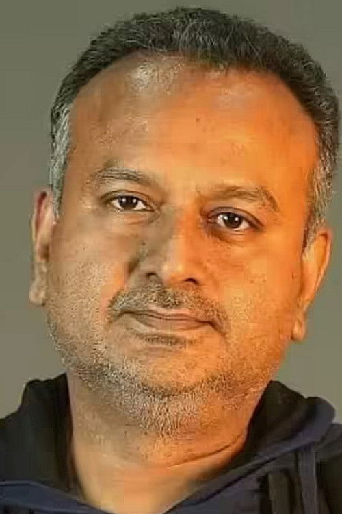 Схраван Тиwари