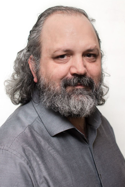 Емрах Колукıса