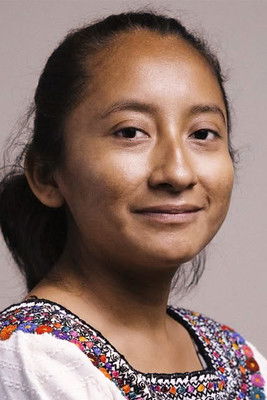 Алициа Роxана Муцú