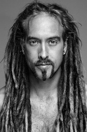 Азмит Камински