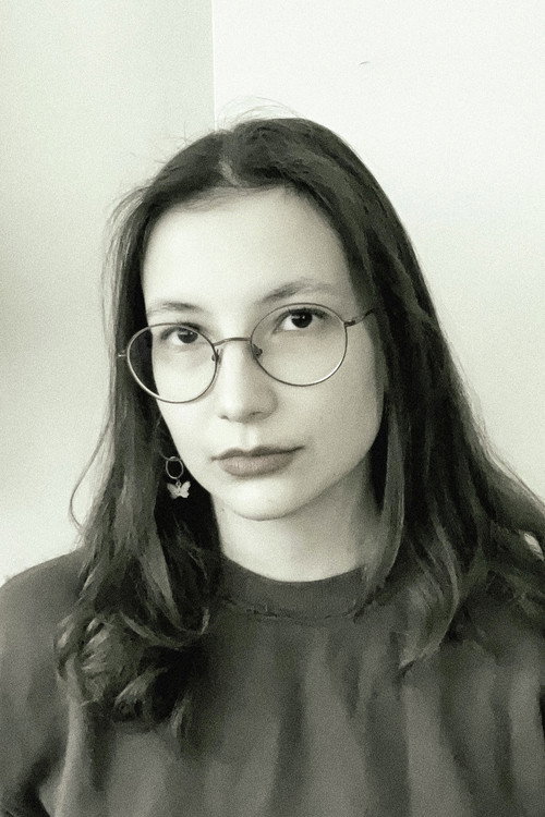 Симге Çаğлı