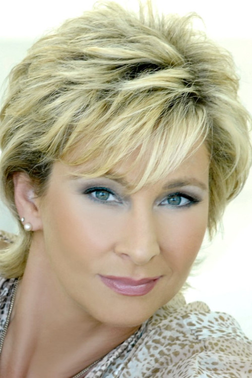 Цлаудиа Jунг