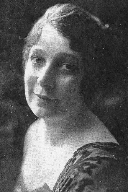 Лаура Оаклей