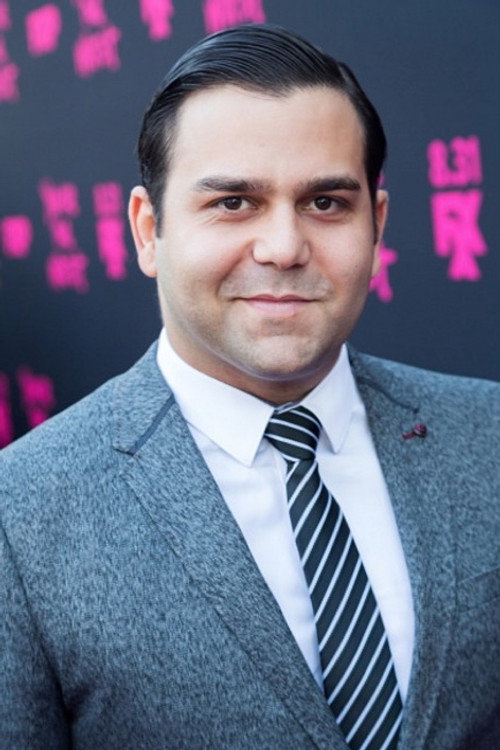 Цамерон Гхараее