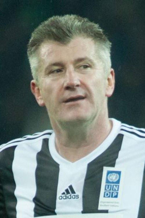 Давор Šукер