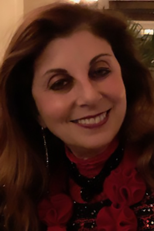 Мими Майнард