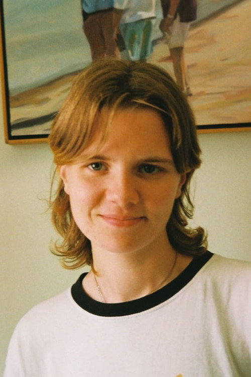 Исабел Лиесер