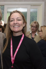 Jулие Хунтсингер