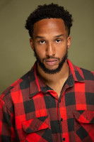 Лаwренце Wхитакер