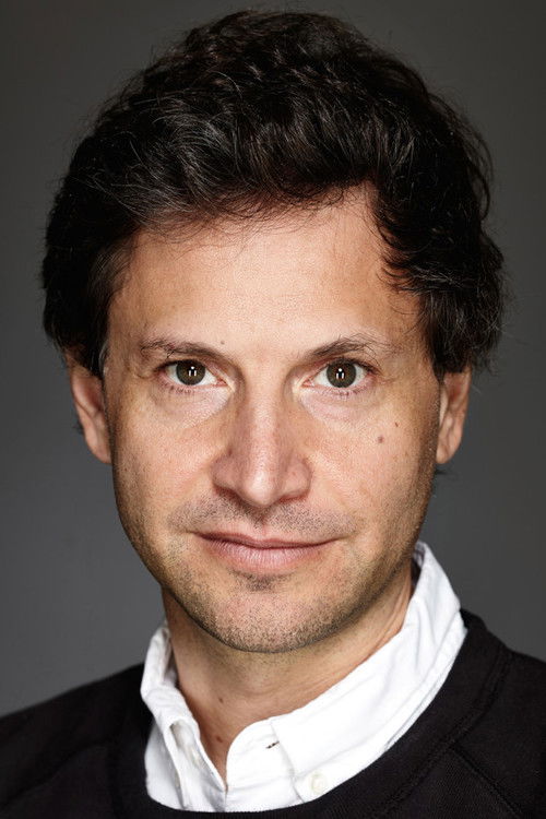  Беннетт Миллер