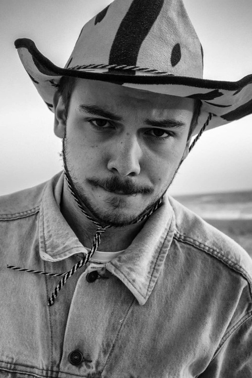 Даниел Алмеида