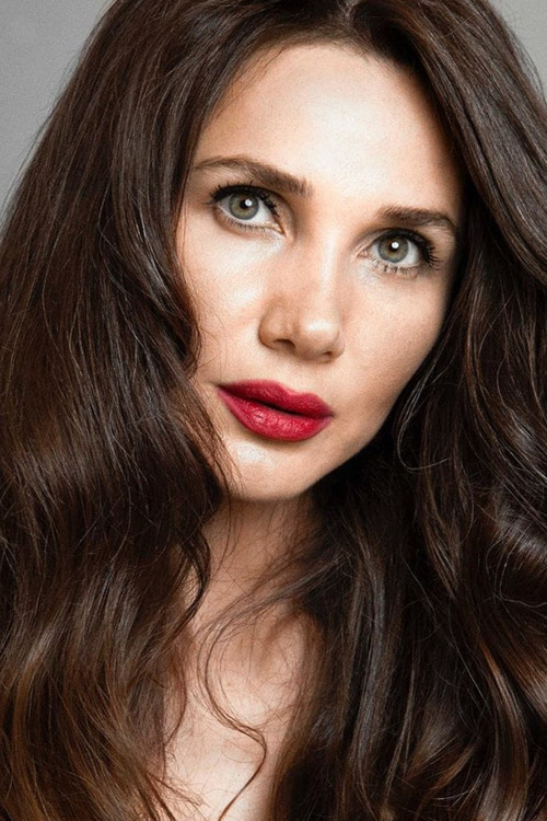 Йасемин Хадивент