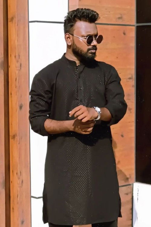 Рахул Бабйраj