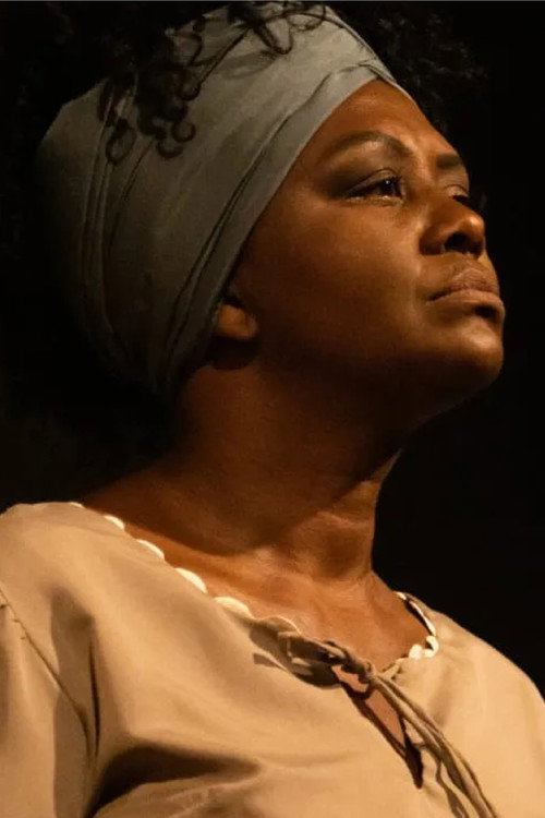 Изабел Резенде