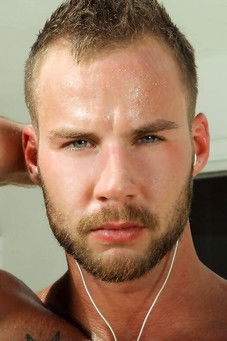 Цхрис Бинес