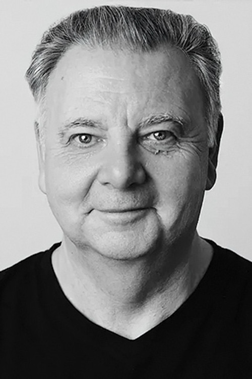 Паул Книгхт