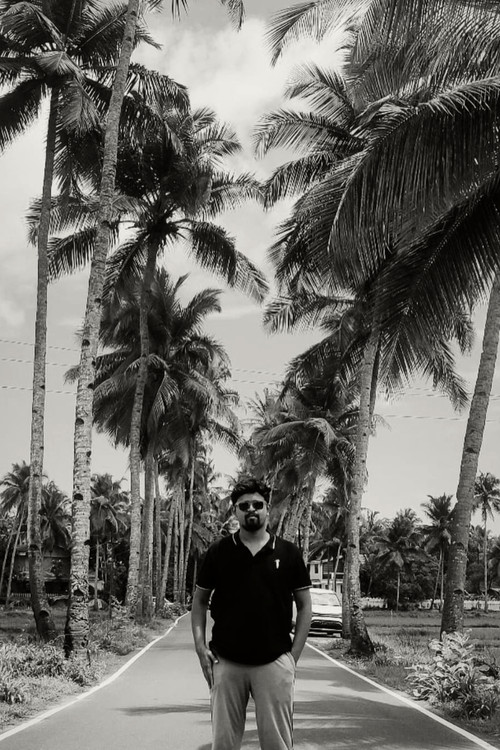 Роналд Раймонд Лаwренце