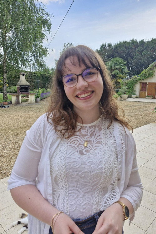 Éлора Рабоуин