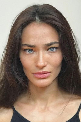 Саадет Иşıл Аксой