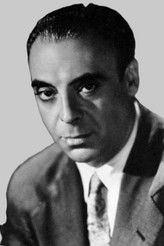 Мануел Луна