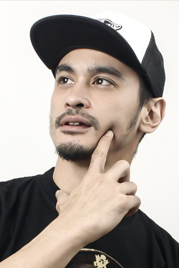 Реубен Елисхама