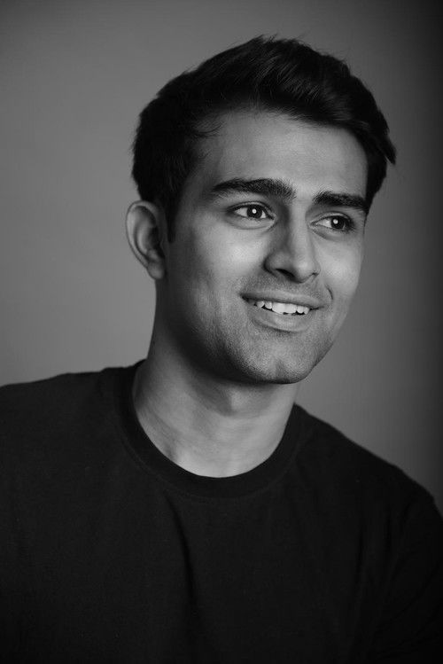 Деепанкаj Поониа