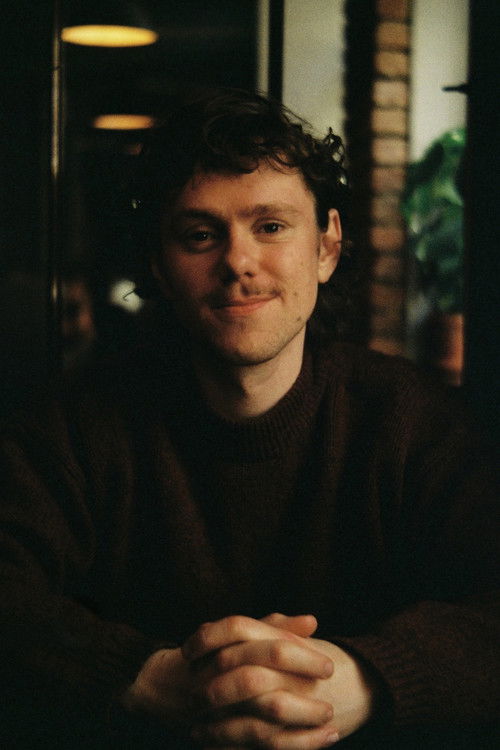 Никулáс Туми