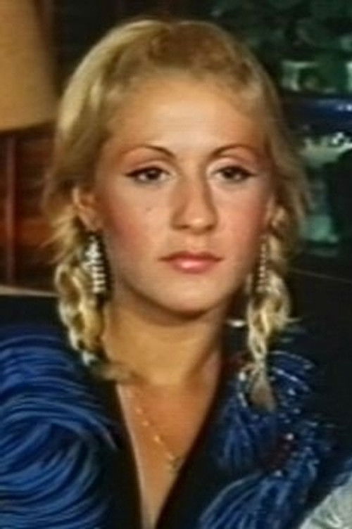 Росселла Драмис