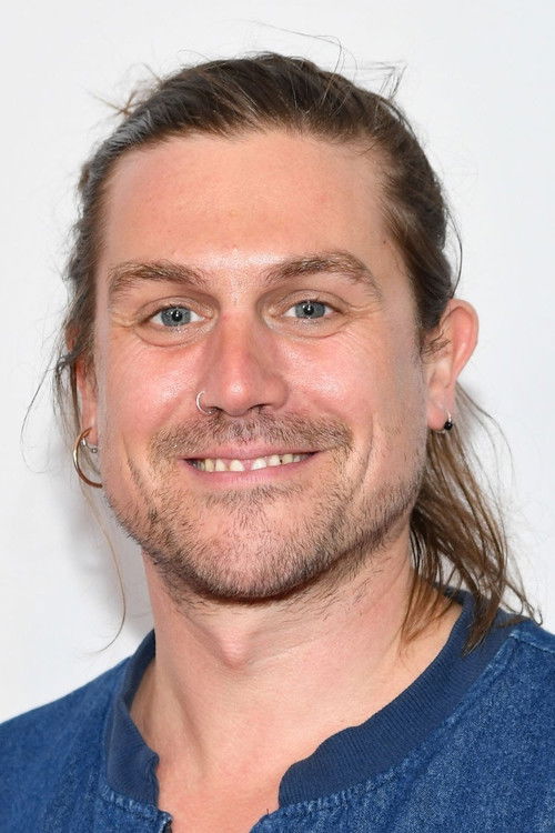 Тим Траверс Хаwкинс