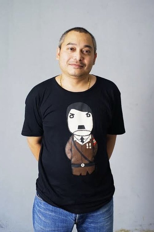 Исара Надее