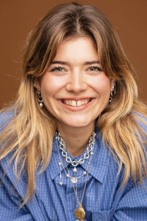 Ева Моустроу