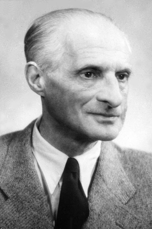 Jулиан Туwим
