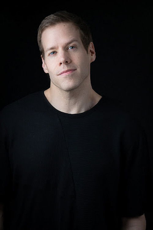 Jустин Леепер