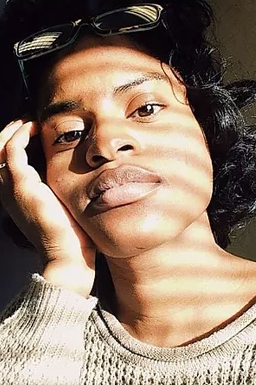 Таи-Лйниа Jонес