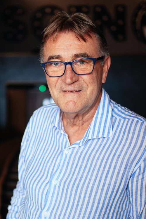 Дарко Jанеš