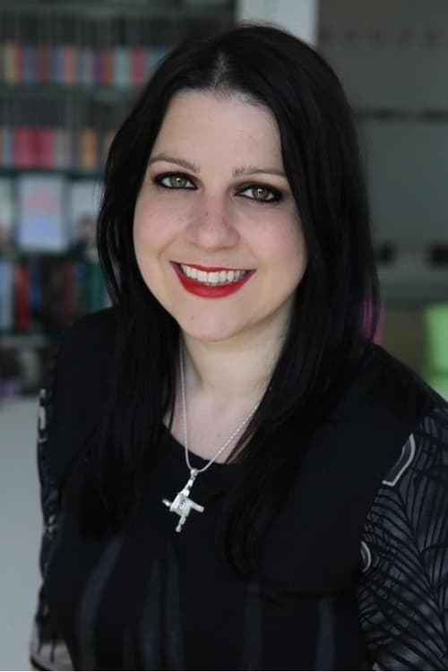 Jанина Рамирез