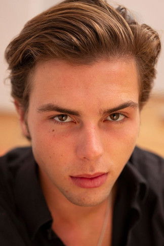 Jасон Кларе