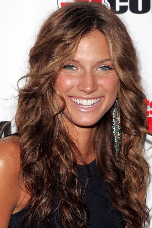 Маллорй Снйдер