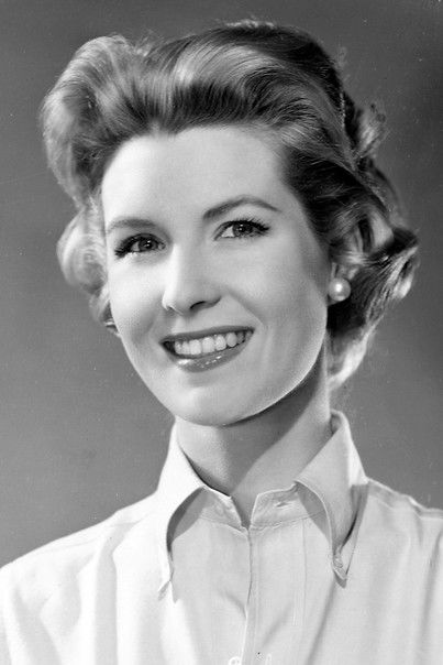 Jулиа Меаде