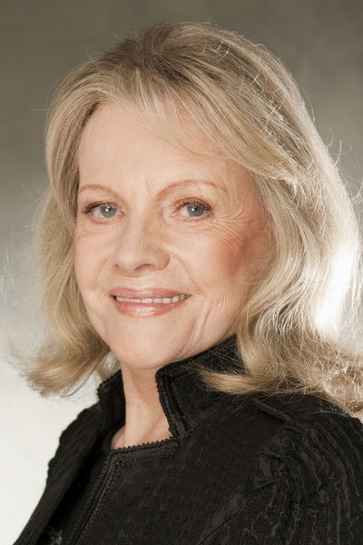  Эва Пиларова