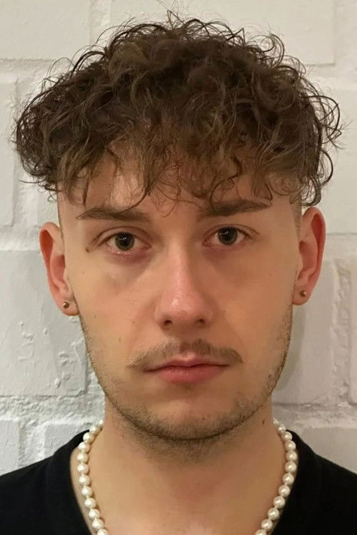 Леон Сиеринг