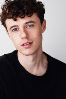 Ницхолас Стоессер