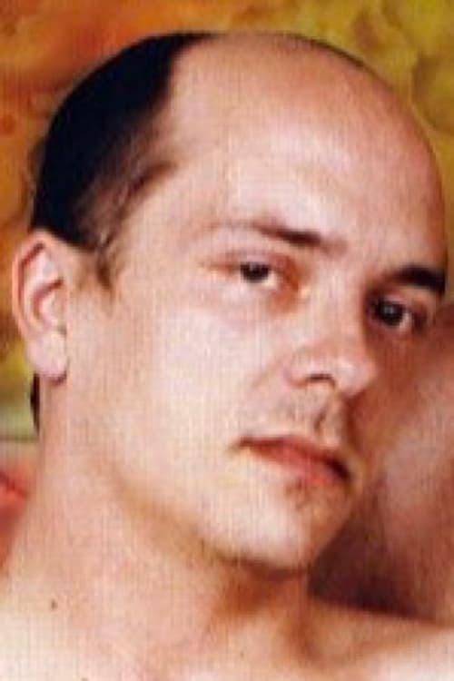 Дакота Холт