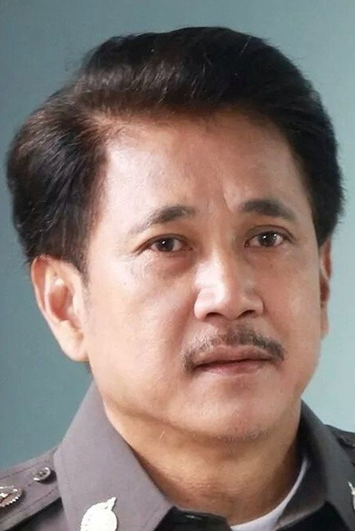 ธนา สินประสาธน์